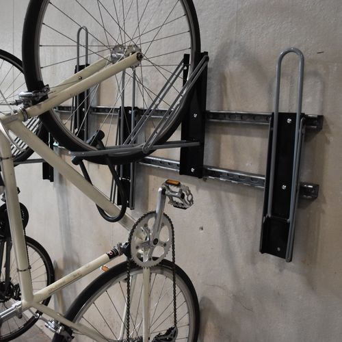 Wandmontierter Fahrradständer - BSVF - Madrax/Thomas Steele - vertikal / für öffentliche Bereiche / für städtische Bereiche