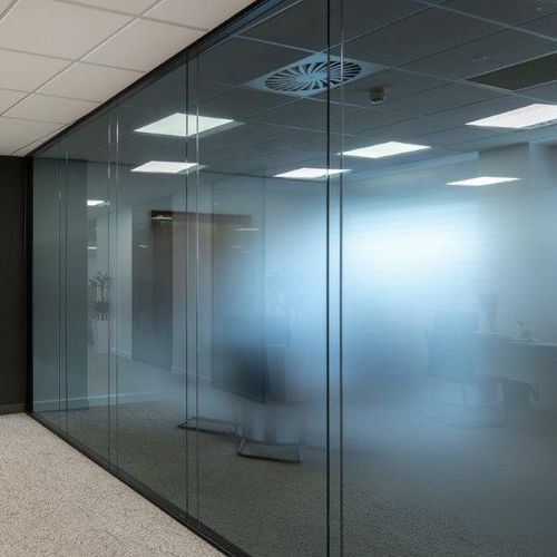 Zerlegbare Trennwand - Quartz - Apton Partitioning Limited - mit Doppelverglasung / Aluminium / für professionellen Einsatz