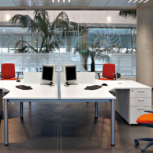 Arbeitstisch / minimalistisches Design - COOL E100 - Actiu - melaminbeschichtet / Chrom / Glas