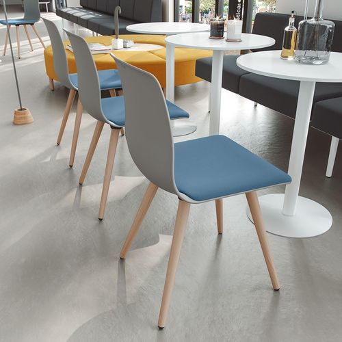 Moderner Besucherstuhl - NOOM 50 - Actiu - für den Innenraum / Holz / Kunststoff