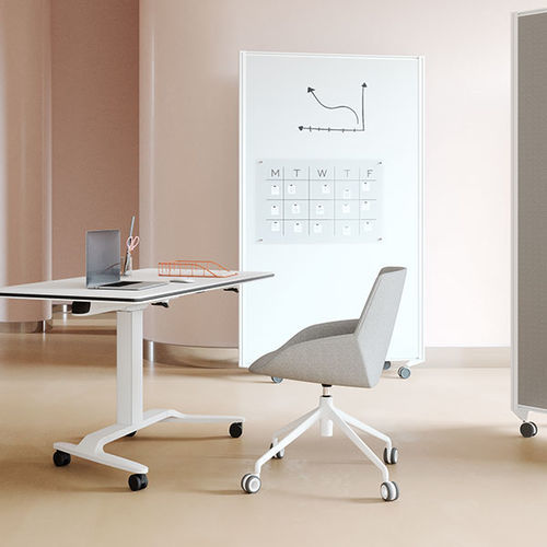 Selbsttragende Bürotrennwand - SPLIT - Actiu - Stoff / Metall / modulierbar