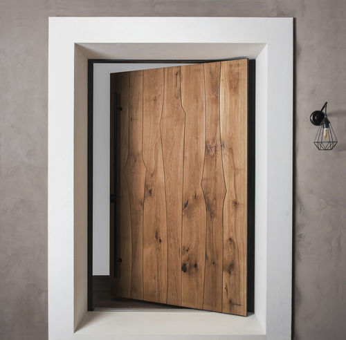 Eingangstür - GRAND'BOIS - ATELIER BERTOLI  Design Production - Nussbaum / mit seitlicher Drehachse / modern