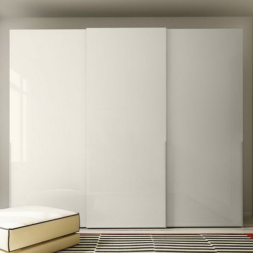Moderner Kleiderschrank - BASIC - Morassutti Arredamenti - lackiertes Holz / mit Schiebetür