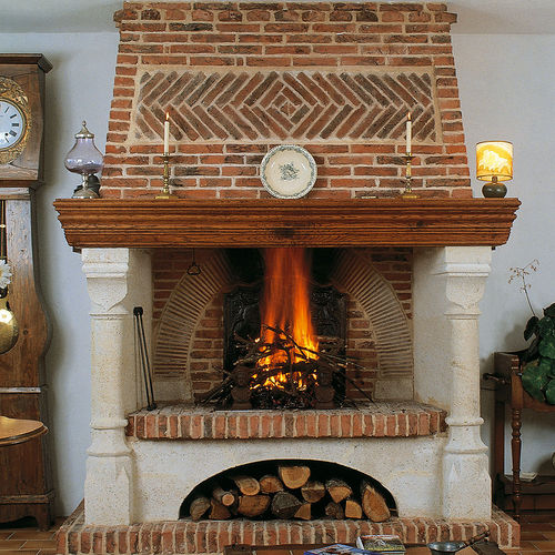 Holzkamin - CARTERET - CHEMINEES ET CUISINES JEAN MAGNAN - Gas / Einbau / für Wandmontage