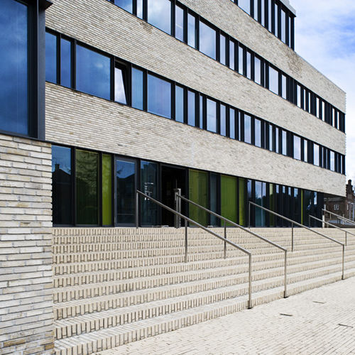 Ziegel-Fassadenverkleidung - D72 - Petersen Tegl - Terrakotta / texturiert / Dekor