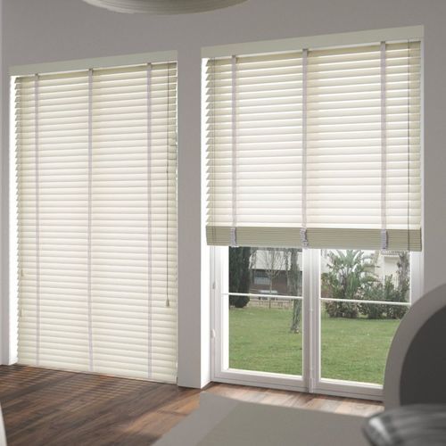 Jalousiejalousie - VENIWOOD : PURO   - MOTTURA SpA - für Fenster / Holz / mit Kettenauslösung
