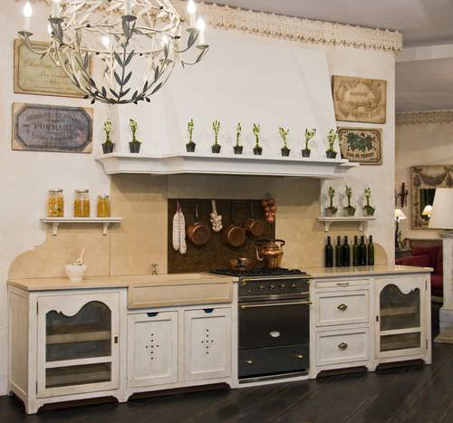 Moderne Küche - PERIGNON - PROVENCE & FILS - Holz / mit Griffen / lackiert