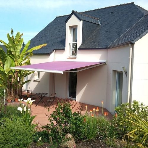 Kassettenmarkise - CALYSTA - SOLISO EUROPE - motorisiert / für Terrasse / Farbe anpassbar