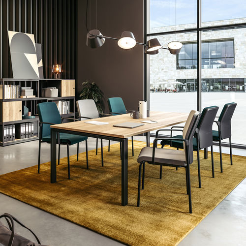 Moderner Besucherstuhl - STREAMO - ASSMANN BÜROMÖBEL GMBH & CO. KG - für den Innenraum / Stoff / Kunstleder