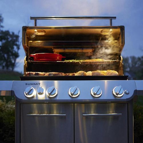 Gas-Gartengrill - SUMMIT FS38 S - Weber EUROPE - auf Rollen / Edelstahl / mit Stauraum