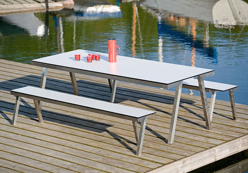 Moderne Tischgarnitur - CONCEPT H 840, H 841 - Hans Hansen Furniture - Edelstahl / HPL / für Außenbereich