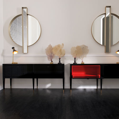 Sideboard mit hohen Beinen - TANGUY - DOM edizioni - modern / hochglanzlackiertes Holz / Metall