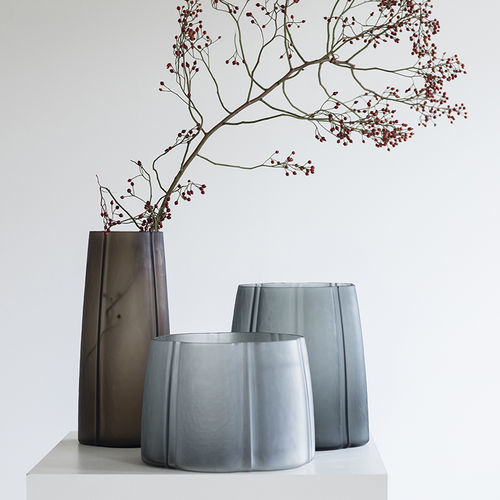 Moderne Vase - SHAPES  - Piet Boon Collection - geblasenes Glas / handgefertigt / grau