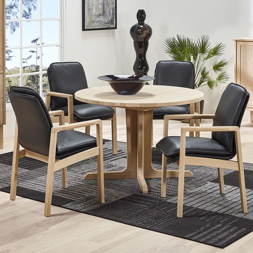 Esszimmerstuhl / skandinavisches Design - 8474ALK - dyrlund - für den Innenraum / Leder / Gestell aus Eiche