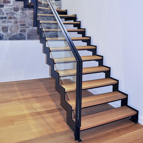 Gerade Treppe - Z 2270 - BATTIG DESIGN - viertelgewendelt / Holzstufen / mit Stahlstruktur