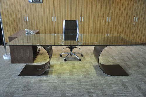 Chefschreibtisch - CARLOVI - GONZALO DE SALAS - modern / Stahl / Glas