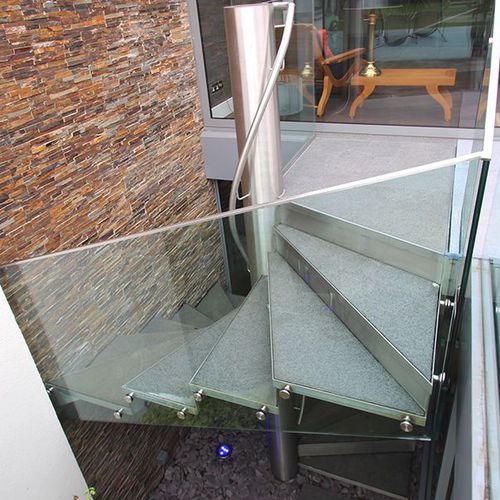 Wendeltreppe - PARK GATE - Canal Engineering - Steinstufen / mit Edelstahlstruktur / modern