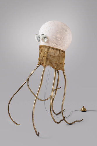 Messing-Skulptur - PIEUVRE - Semeur d'étoiles - geblasenes Glas / Stoff / freistehend