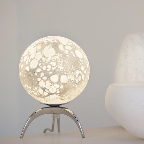 Tischlampe - LUNE - Semeur d'étoiles - Messing / geblasenes Glas / modern