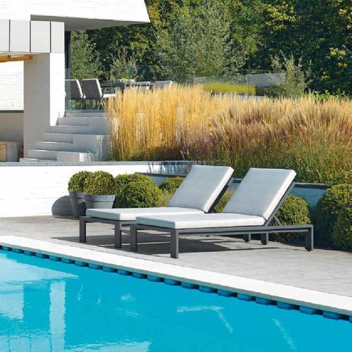 Moderne Sonnenliege PANAMA BOREK parasols outdoorfurniture