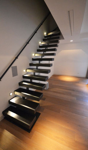 Gerade Treppe - KESSON - KOZAC - viertelgewendelt / halbgewendelt / rundgewendelt