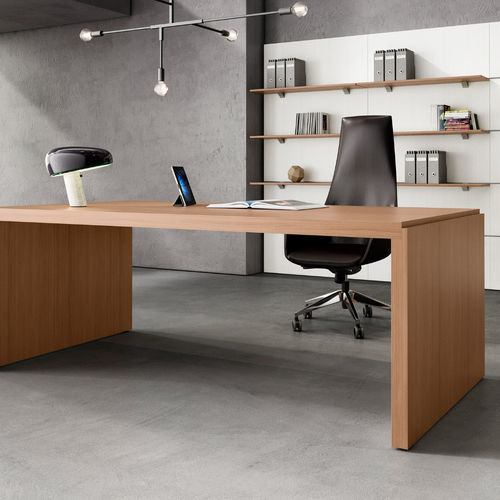 Bodenstehender Schreibtisch - CHARISMA 4.0 - Styloffice S.p.a. - modern / Eiche / Nussbaum