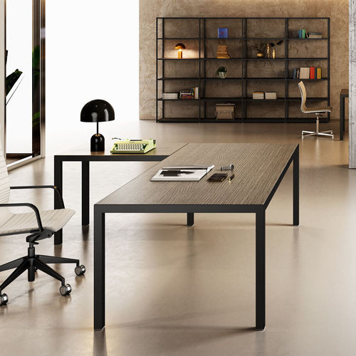 Bodenstehender Schreibtisch - KAY4 - Styloffice S.p.a. - minimalistisch / Eiche / Nussbaum