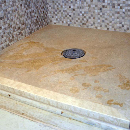 Quadratische Duschwanne - FLAT - PIETRE DI RAPOLANO PDR SRL - zum Einbauen / Travertin
