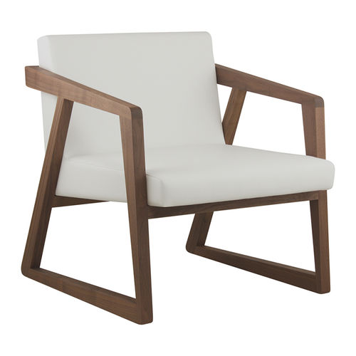 Moderner Sessel - LEONORA LOUNGE - CMcadeiras - Holz / für Restaurants / mit Kufengestell