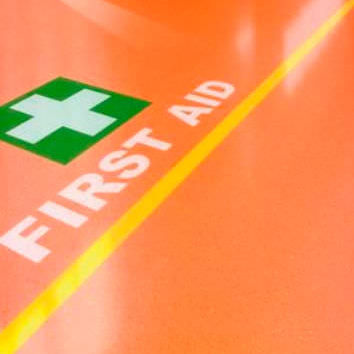 Gummibodenbelag - PLANWAY : DOTFLOOR N RP - Remp - für den Innenraum / für Dienstleistungsbereich / Rollen