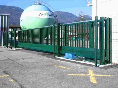 Schiebetor - AUTOPORTANT LOURD - Jacot des Combes - Aluminium / mit Stangen / motorisiert