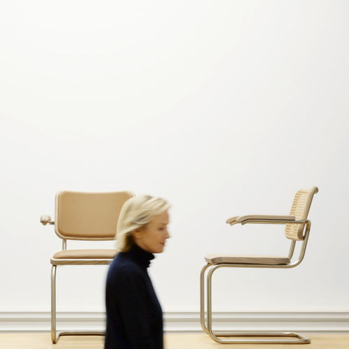 Moderner Stuhl - JS . THONET - THONET - für den Innenraum / Stahl / Leder