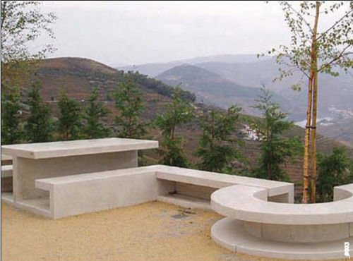 Moderner Picknicktisch - AM: PICNIC TABLE - A Amop Synergies - Beton / rechteckig / für professionellen Einsatz
