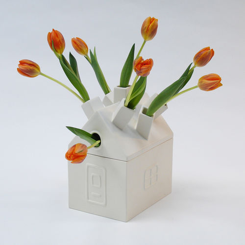Vase / originelles Design - NET TROPHY - DAVIS GRAAS - Keramik / Holz / weiß