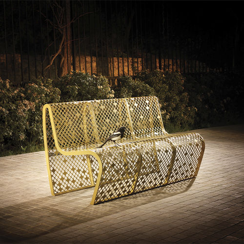 Moderne Gartenbank - ELINIUM - CYRIA | Mobilier Urbain - thermolackierter Stahl / aus lackiertem Stahl / Metalldraht