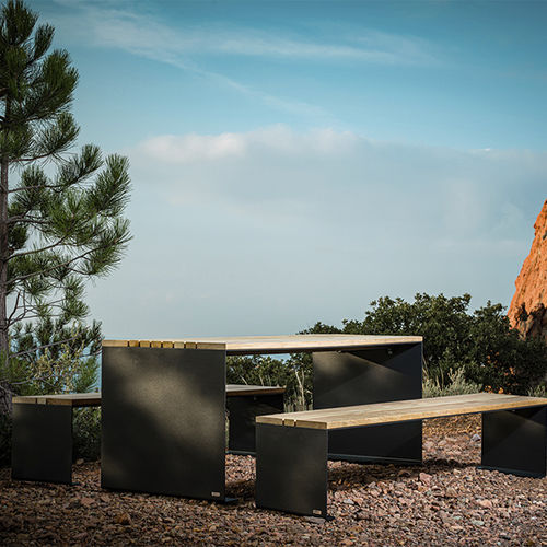 Moderner Picknicktisch - PYSA - CYRIA | Mobilier Urbain - Holz / Gestell aus galvanisiertem Stahl / Gestell aus heißlackiertem Stahl
