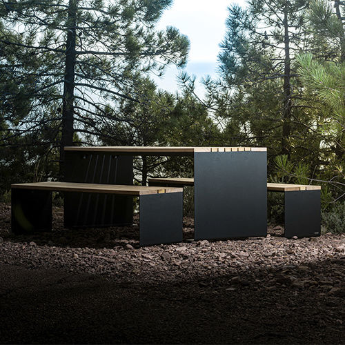 Moderner Tisch - PYSA - CYRIA | Mobilier Urbain - Holz / Gestell aus Stahl / Gestell aus heißlackiertem Stahl