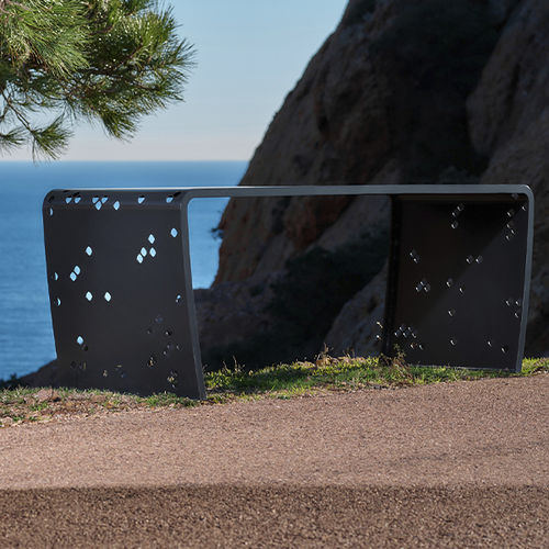 Moderner Tisch - ELINIUM - CYRIA | Mobilier Urbain - Stahl / galvanisiertem Stahl / aus lackiertem Metall