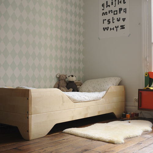 Einpersonenbett - ECHO - Kalon Studio - modern / für Kinder / Holz