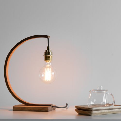 Tischlampe - HANTER - Tom Raffield - Eiche / modern / mit Kabel