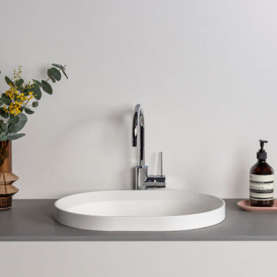 Einbauwaschbecken - PÈRE  - Omvivo - Mineralwerkstoff / oval / 1-Loch