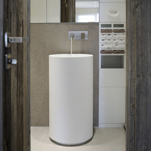 Bodenstehendes Waschbecken - IMAGE 13 - IMAGE - Corian® / rund / modern