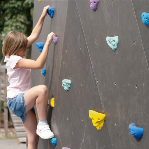 Mobile Kletterwand - ALLSCHWIL  - Vertical Technik AG - für Spielplätze