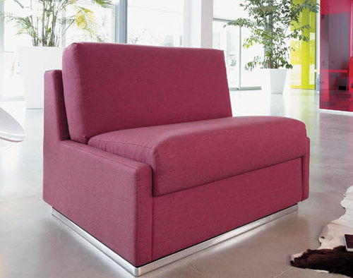 Moderner Kaminsessel - LOGIC - Respace - Stoff / Bett / rosa