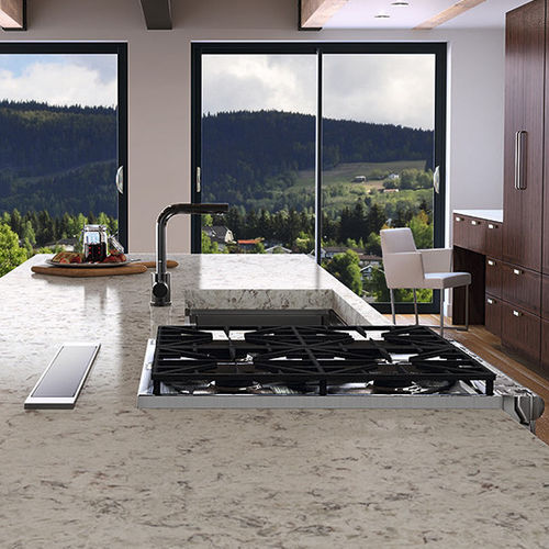 Quartzkomposit-Arbeitsplatte - BROWN AMA - COMPAC The Surfaces Company - für Küche / mit rechteckigen Kanten