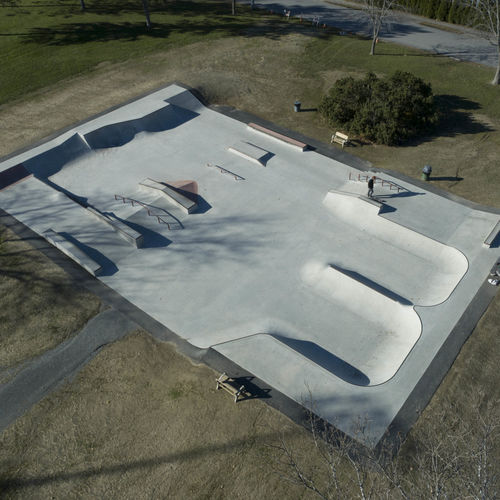 Beton-Skatepark - BANGOR, MOI - World Skate Parks