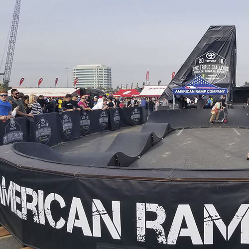 Modulierbares Pumptrack - ANAHEIM, CA - World Skate Parks - für Skatepark