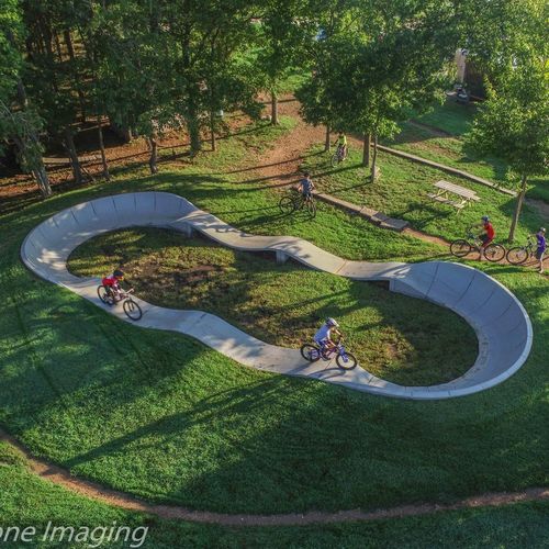 Pumptrack für Skatepark - HIGHLANDVILLE, MO - World Skate Parks - Beton