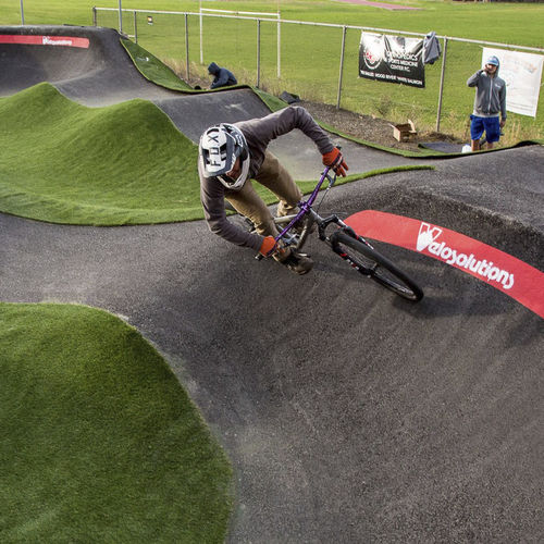 Pumptrack für Bikeparks - HOOD RIVER, OR - World Skate Parks - Bitumen