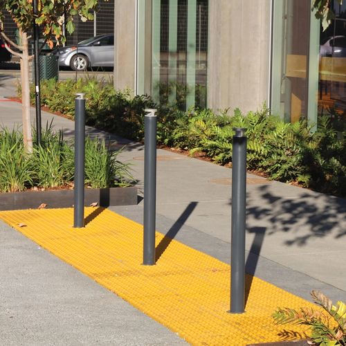 Moderner Leuchtpoller - DONAT - mmcité street furniture - Aluminium / LED